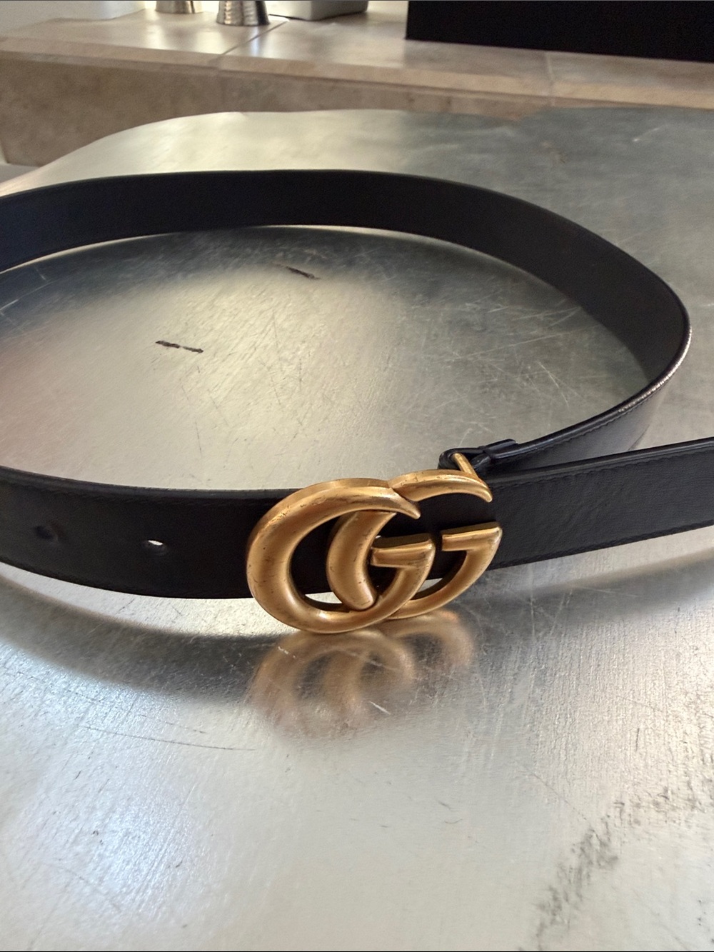 Gucci Black Leather Belt with Antiqued Gold Double G Buckle - Picture 7 of 7